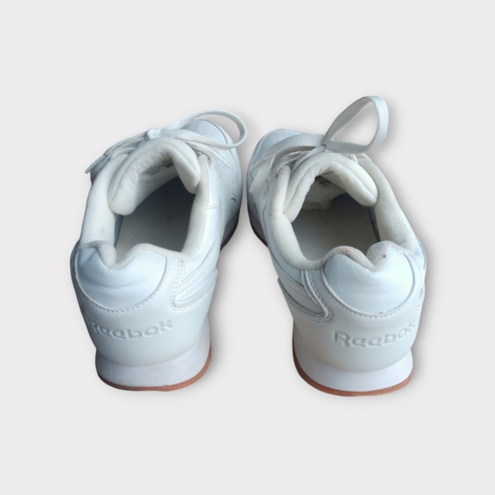 REEBOK CLASSIC MEN'S SIZE 9 WHITE RUNNING SHOE. - Picture 6 of 8